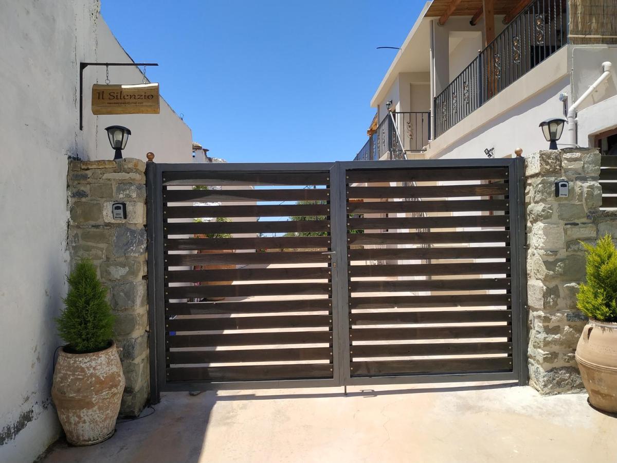 Il Silenzio Villa Magarikari Ngoại thất bức ảnh